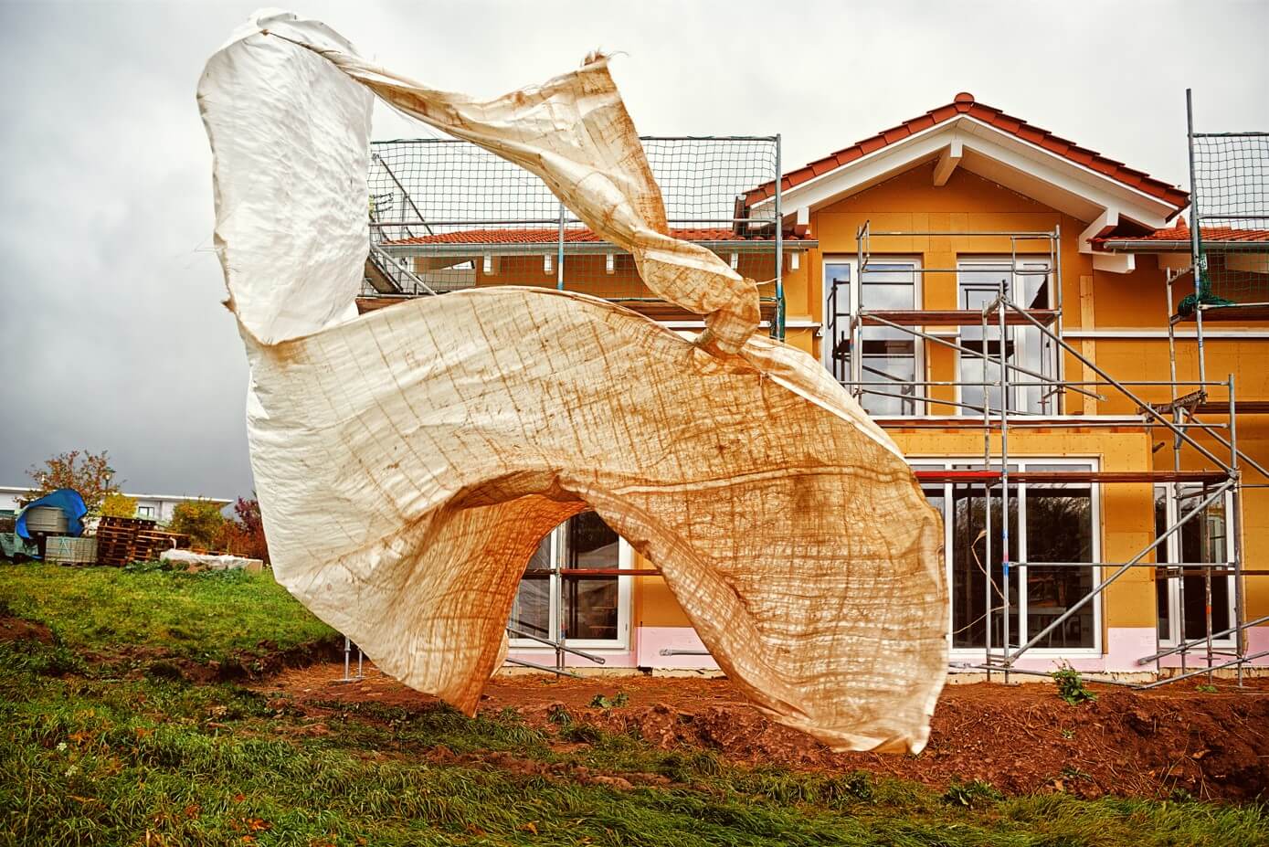 Working safely in high winds